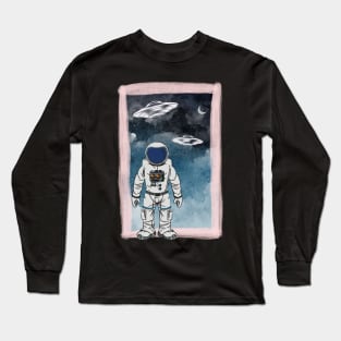 Floating astronaut Ufo alien abduction funny cute spaceship moon mars cosmic space Long Sleeve T-Shirt